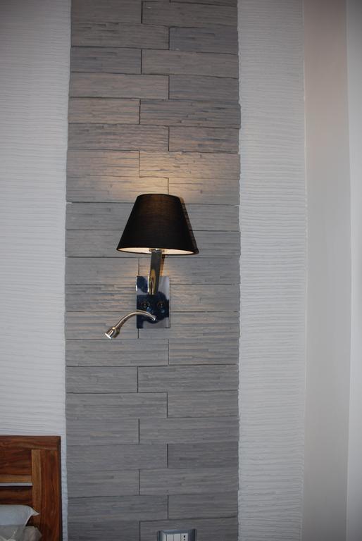 231 Suite Via Roma Cagliari Exterior foto
