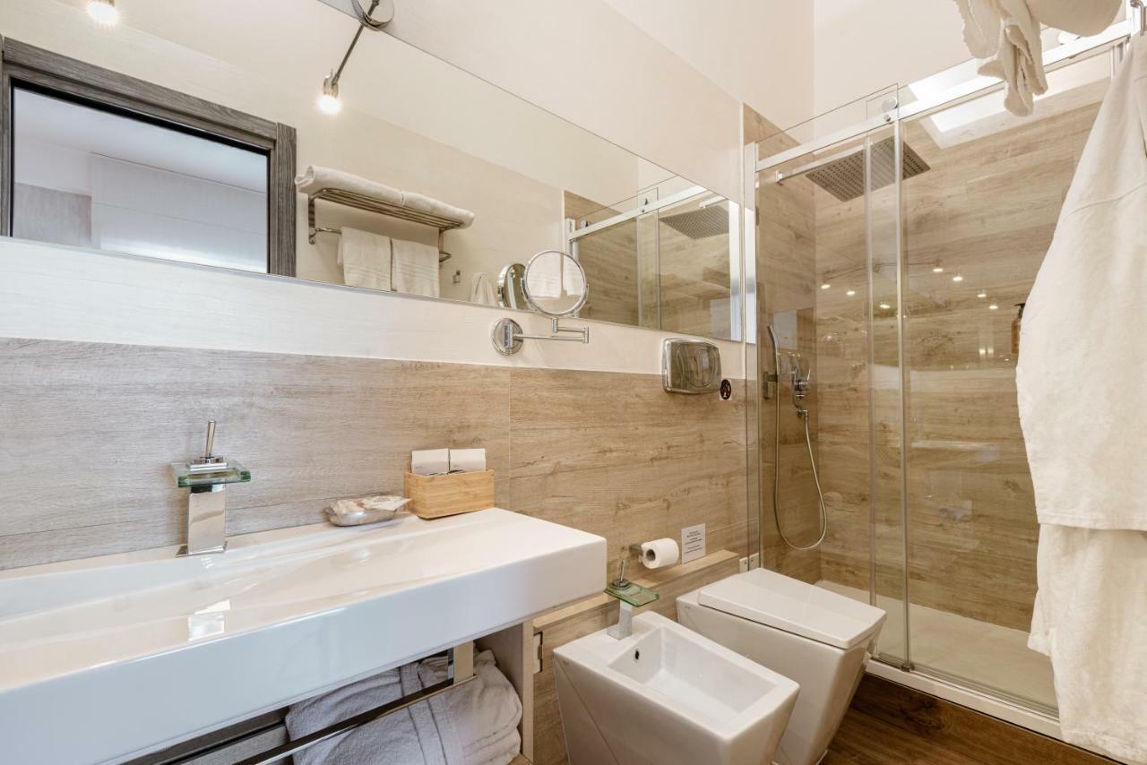 231 Suite Via Roma Cagliari Exterior foto